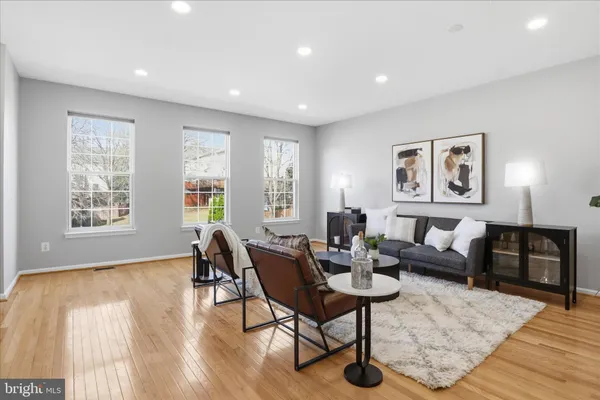 $789,000 | 12409 Casbeer Drive, Fairfax, VA 22033