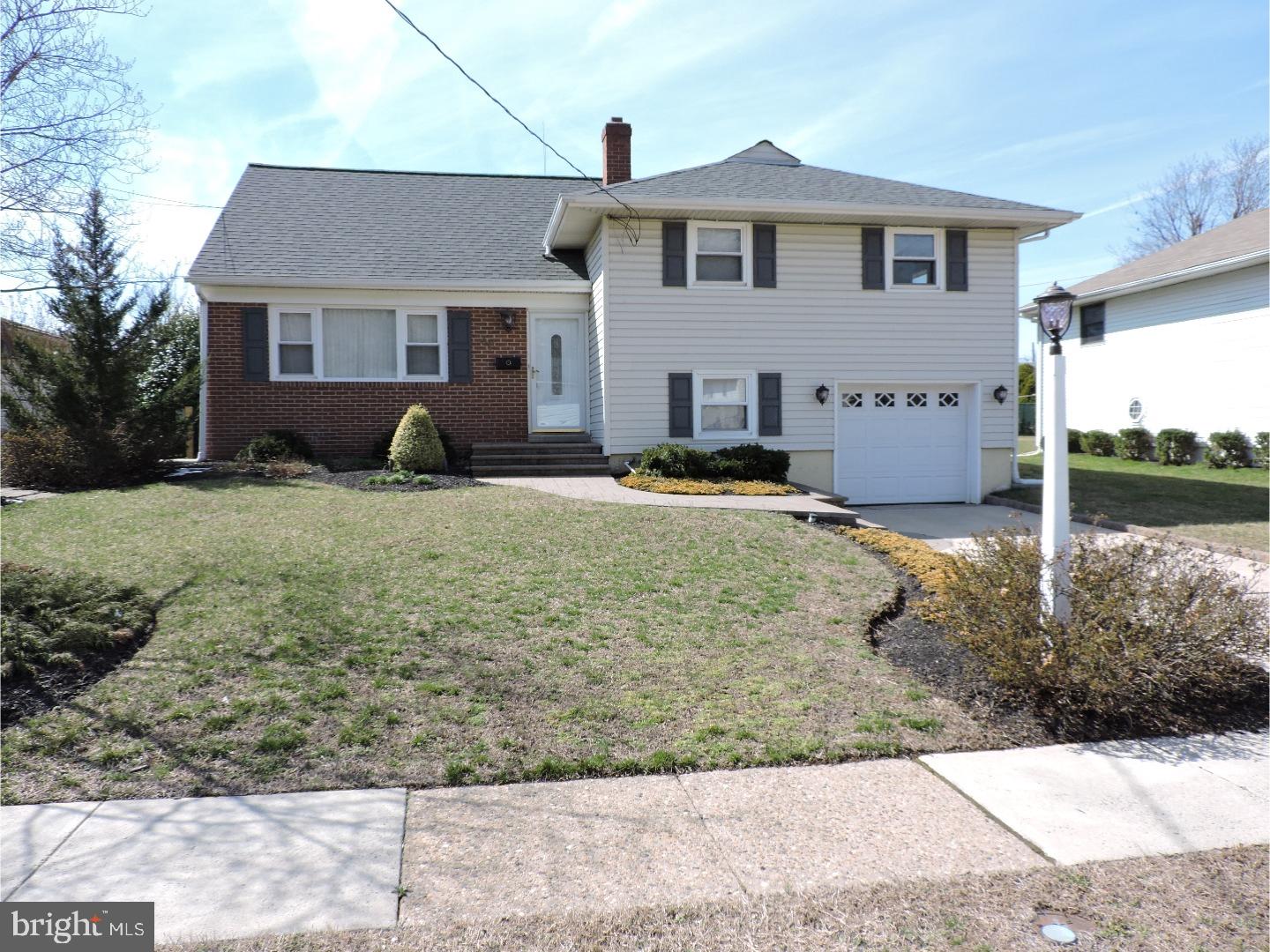 32 Linden Road Burlington, NJ 08016 - Photo 1 of 25