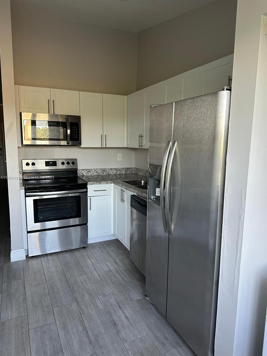 15501 Southwest 133rd Place, Unit 804 Miami, FL 33177 - Photo 4 of 12