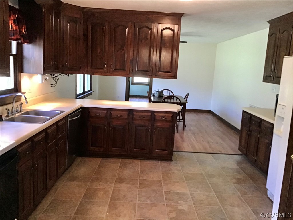 191 White Road Columbia, VA 23038 - Photo 9 of 25 Gallery Image 9