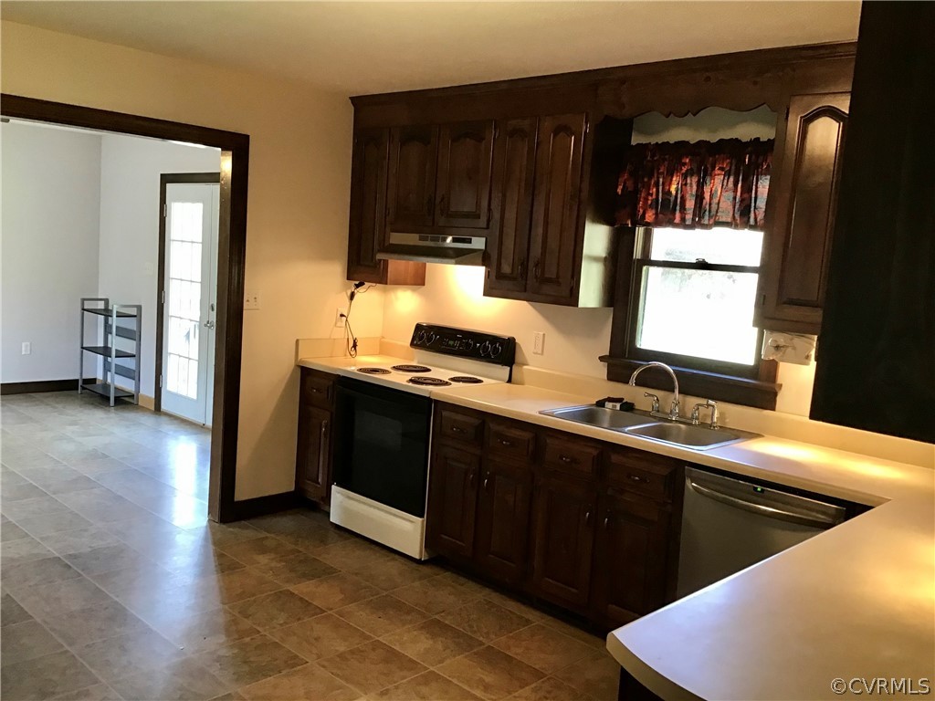 191 White Road Columbia, VA 23038 - Photo 10 of 25 Gallery Image 10