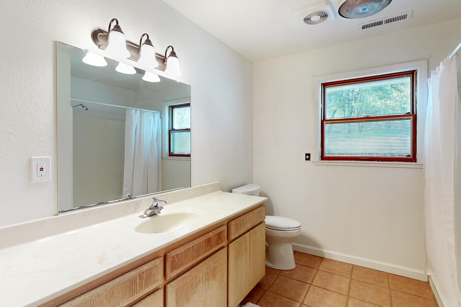 1718 Robinson Mill Road, Unit 1 Bangor, CA 95914 - Photo 34 of 76