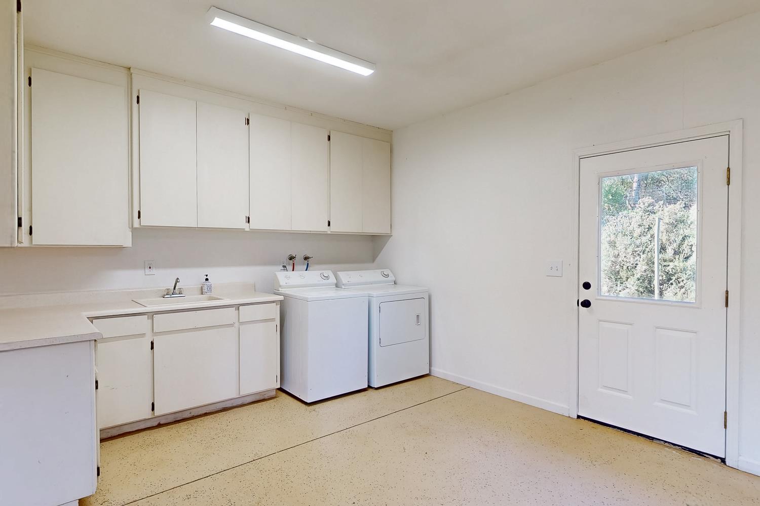 1718 Robinson Mill Road, Unit 1 Bangor, CA 95914 - Photo 47 of 76