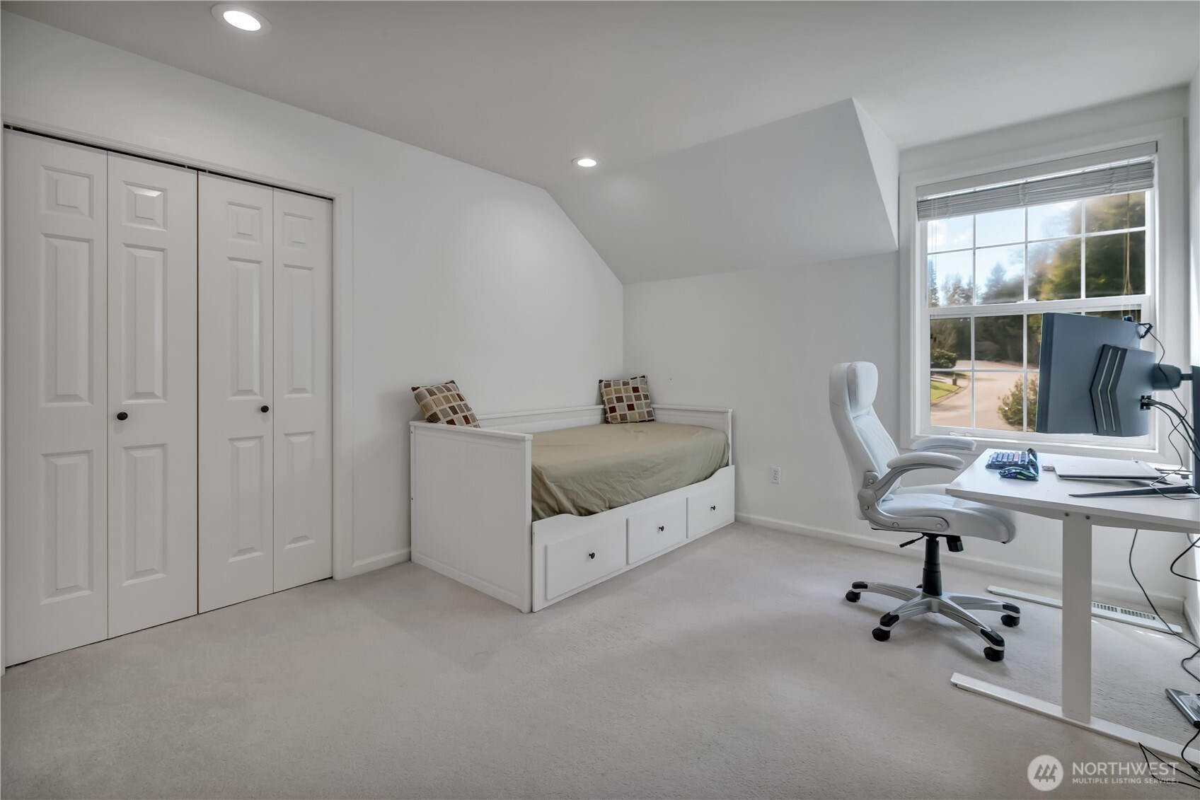 16038 Southeast 127th Place Renton, WA 98059 - Photo 27 of 39