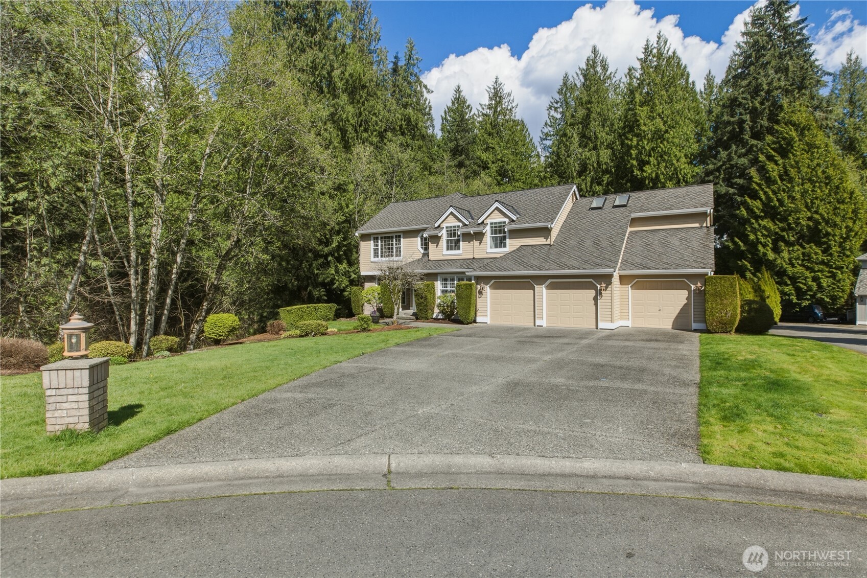 16038 Southeast 127th Place Renton, WA 98059 - Photo 3 of 39