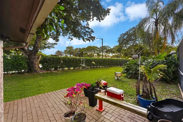 $780,000 | 8622 Northwest 49th Drive, Coral Springs, FL 33067