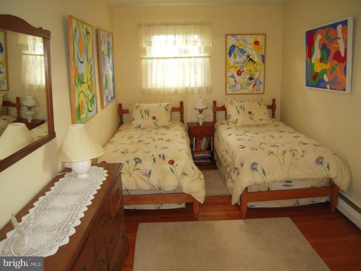 917 Jenifer Road Horsham, PA 19044 - Photo 13 of 19 Bedroom
