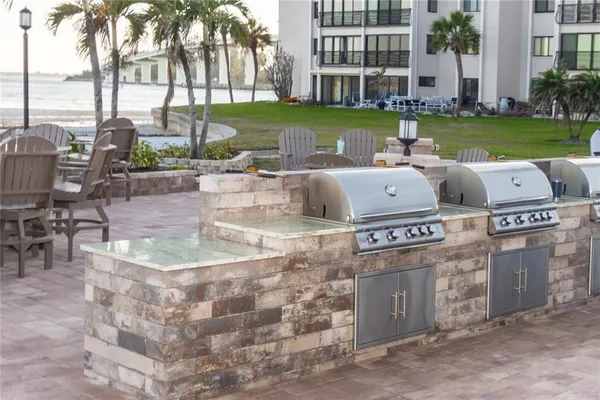$2,700 | 830 South Gulfview Boulevard, Unit 501, Clearwater, FL 33767