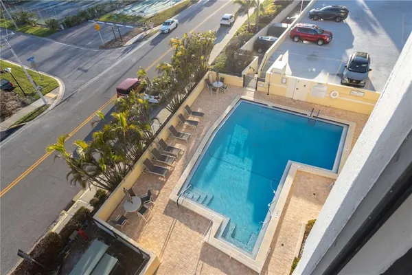 $2,700 | 830 South Gulfview Boulevard, Unit 501, Clearwater, FL 33767