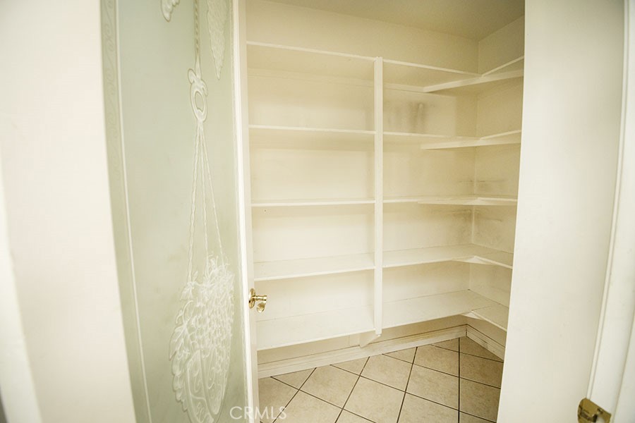 11830 Joshua Dell Road Victorville, CA 92392 - Photo 25 of 48 a bathroom with a shower