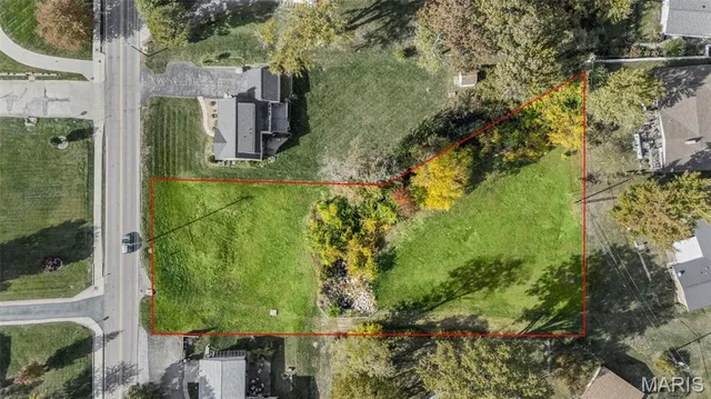 $425,000 | 10225 East Watson Road, St. Louis, MO 63127