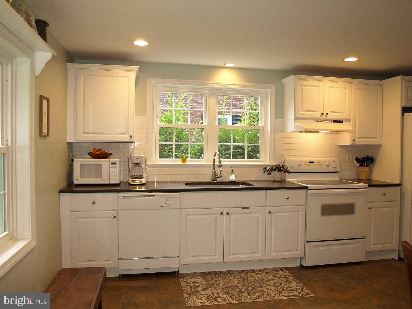 1217 Lower State Road North Wales, PA 19454 - Photo 6 of 22