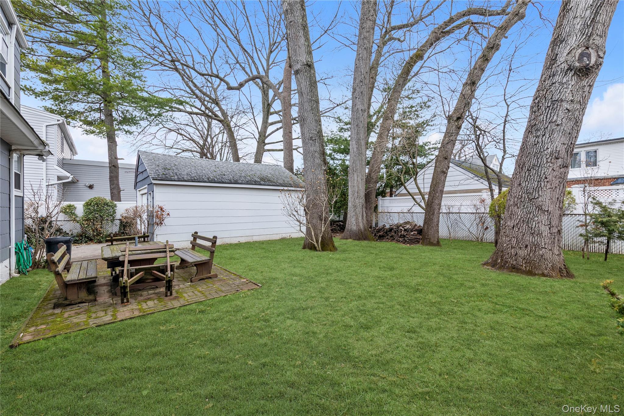 133 Judith Lane Valley Stream, NY 11580 - Photo 16 of 18