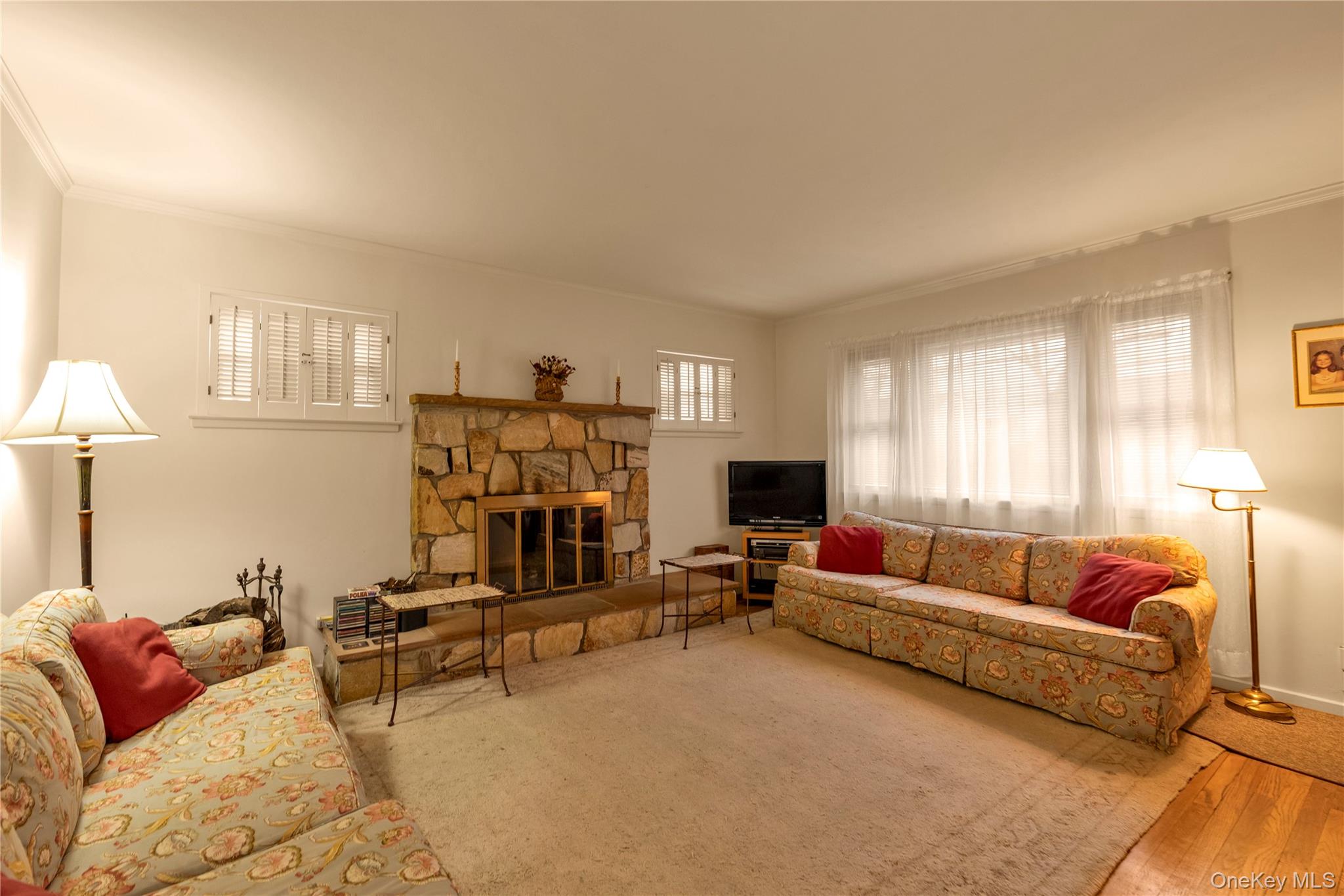 133 Judith Lane Valley Stream, NY 11580 - Photo 4 of 18