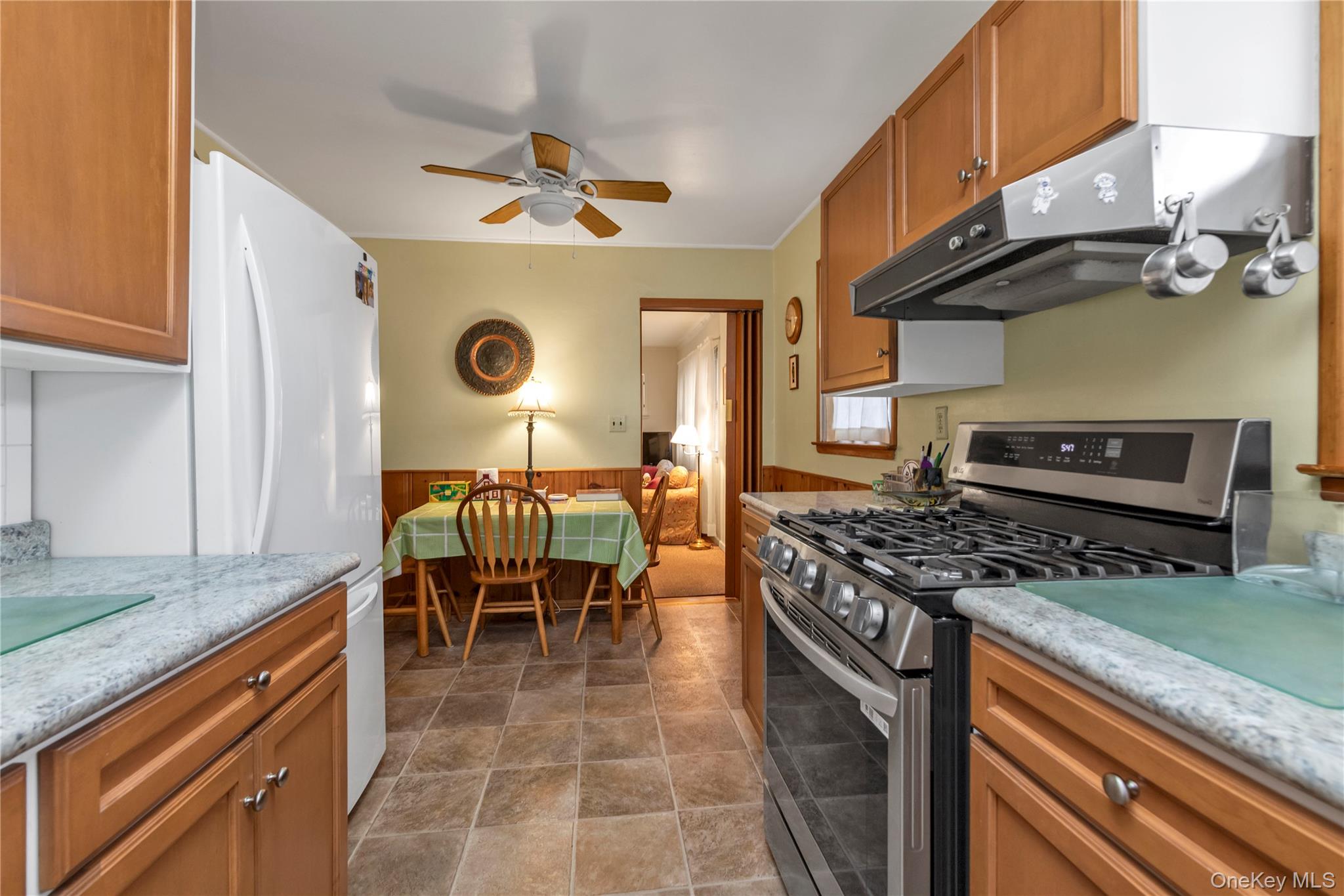 133 Judith Lane Valley Stream, NY 11580 - Photo 5 of 18