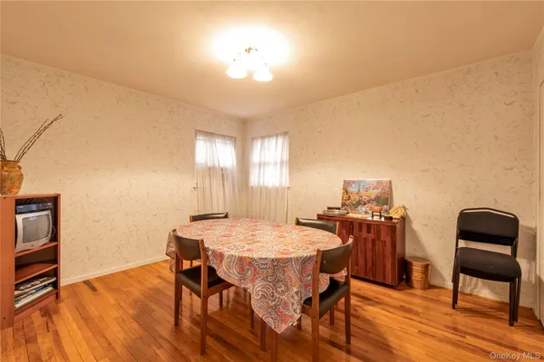 $749,000 | 133 Judith Lane, Valley Stream, NY 11580
