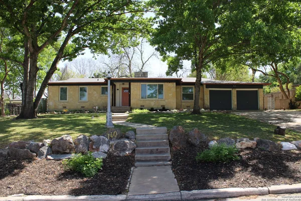 $2,395 | 140 Arvin Drive, Terrell Hills, TX 78209
