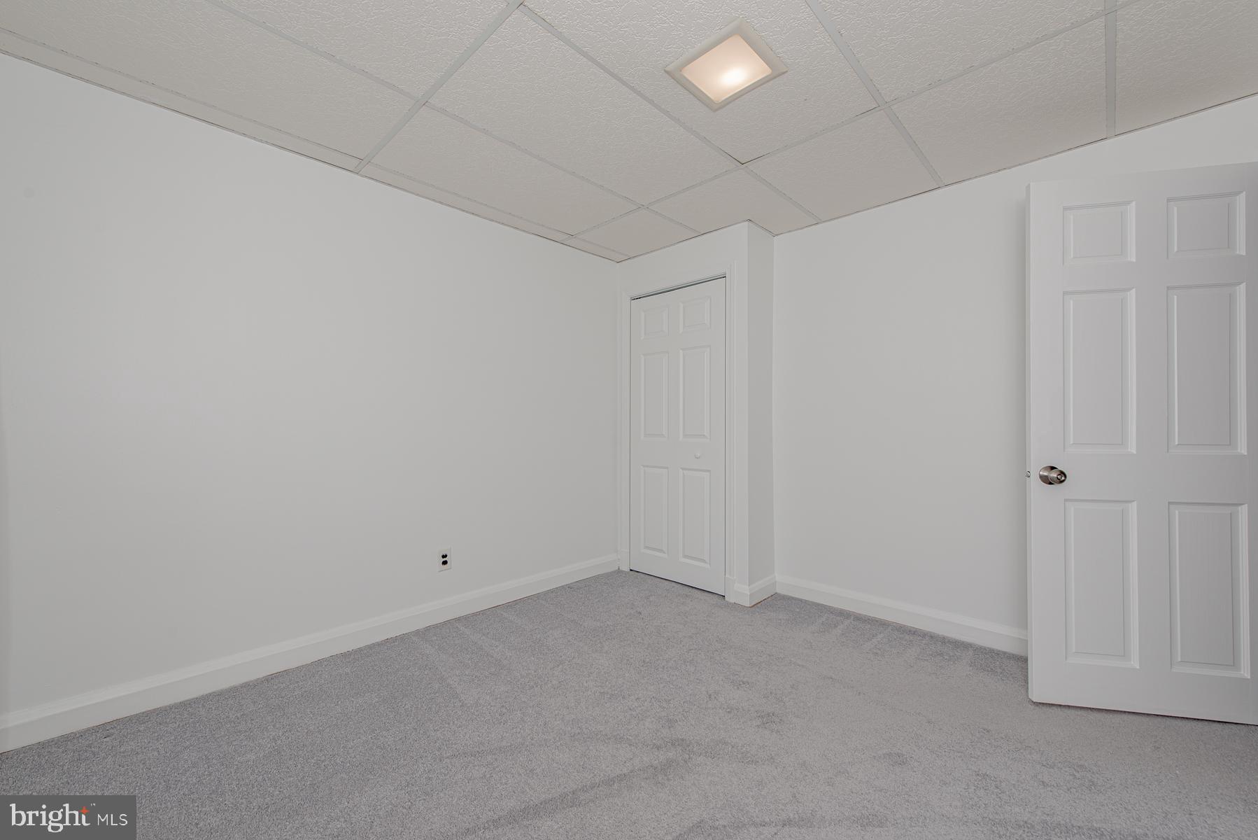 2350 Searles Road Baltimore, MD 21222 - Photo 14 of 34
