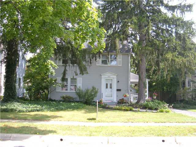 1004 Vernon Road Bexley, OH 43209 - Photo 1 of 18