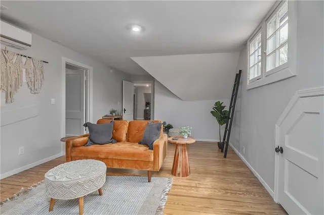 $630,000 | 5707 The Paseo, Kansas City, MO 64110