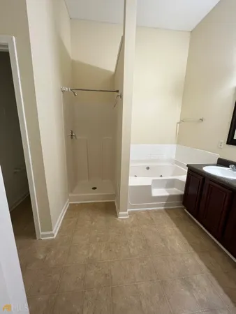 $2,175 | 166 Seabreeze Court, Newnan, GA 30265