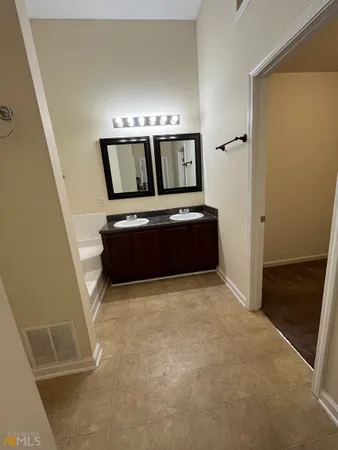 $2,175 | 166 Seabreeze Court, Newnan, GA 30265