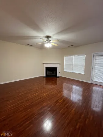 $2,175 | 166 Seabreeze Court, Newnan, GA 30265