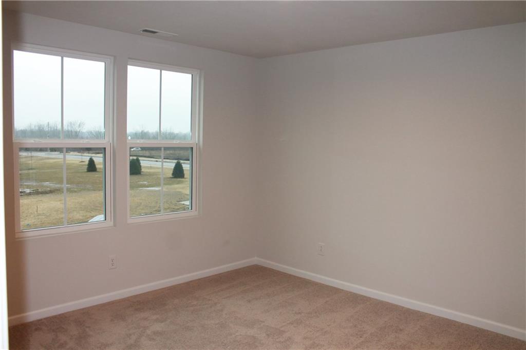 2805 Pointe Club Road Indianapolis, IN 46229 - Photo 12 of 15
