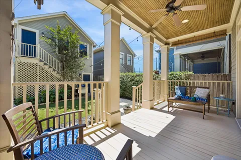 $825,000 | 638 West 17th Street, Houston, TX 77008