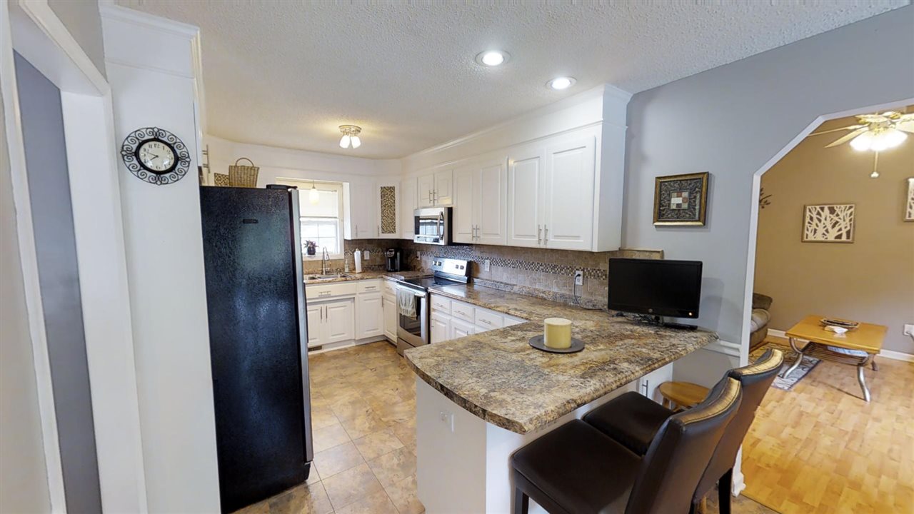 251 Orchard Grove Road Campobello, SC 29322 - Photo 4 of 24 Gallery Image 4