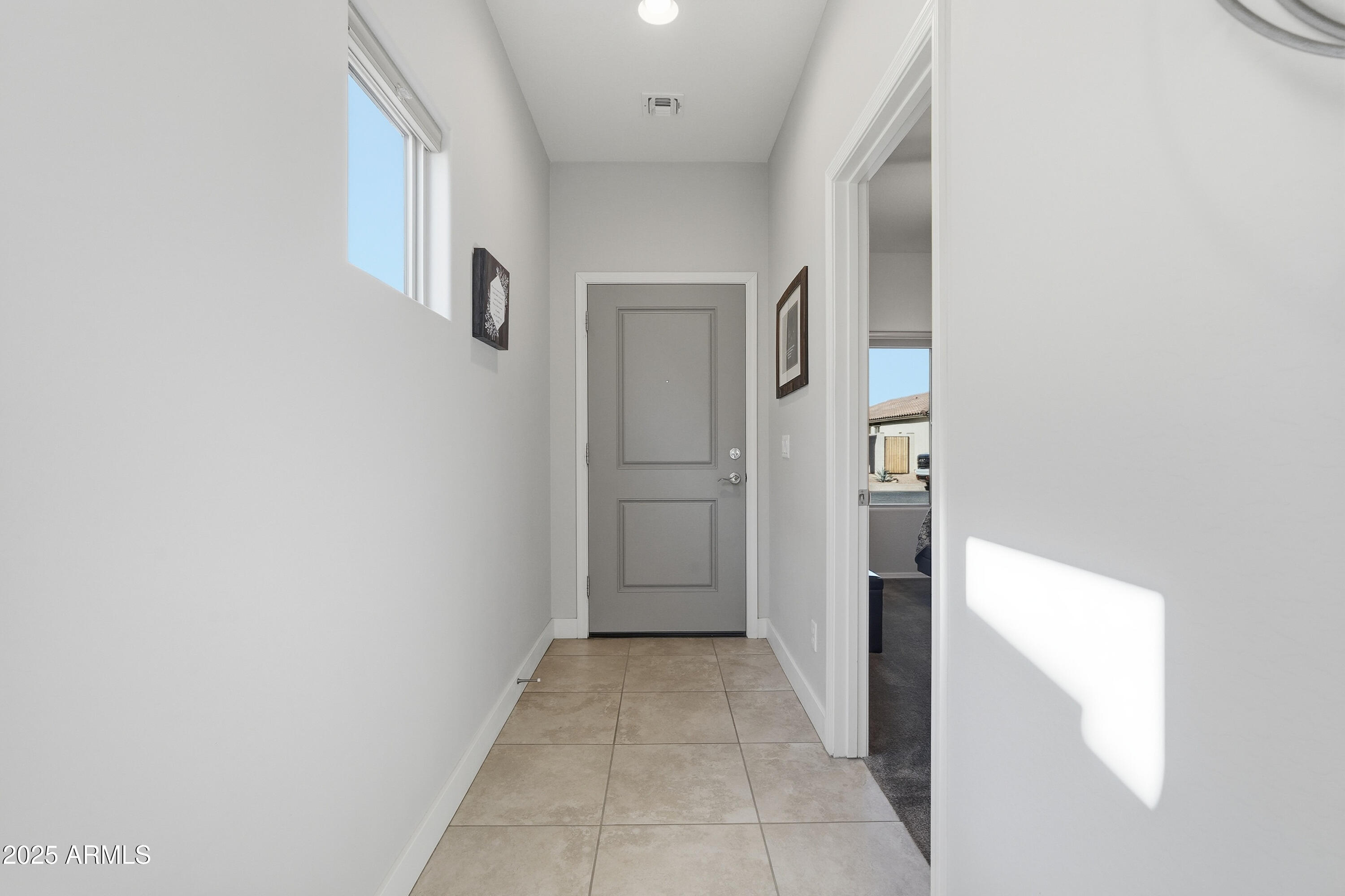1815 South Hayley Road Apache Junction, AZ 85119 - Photo 4 of 33 a view of a hallway