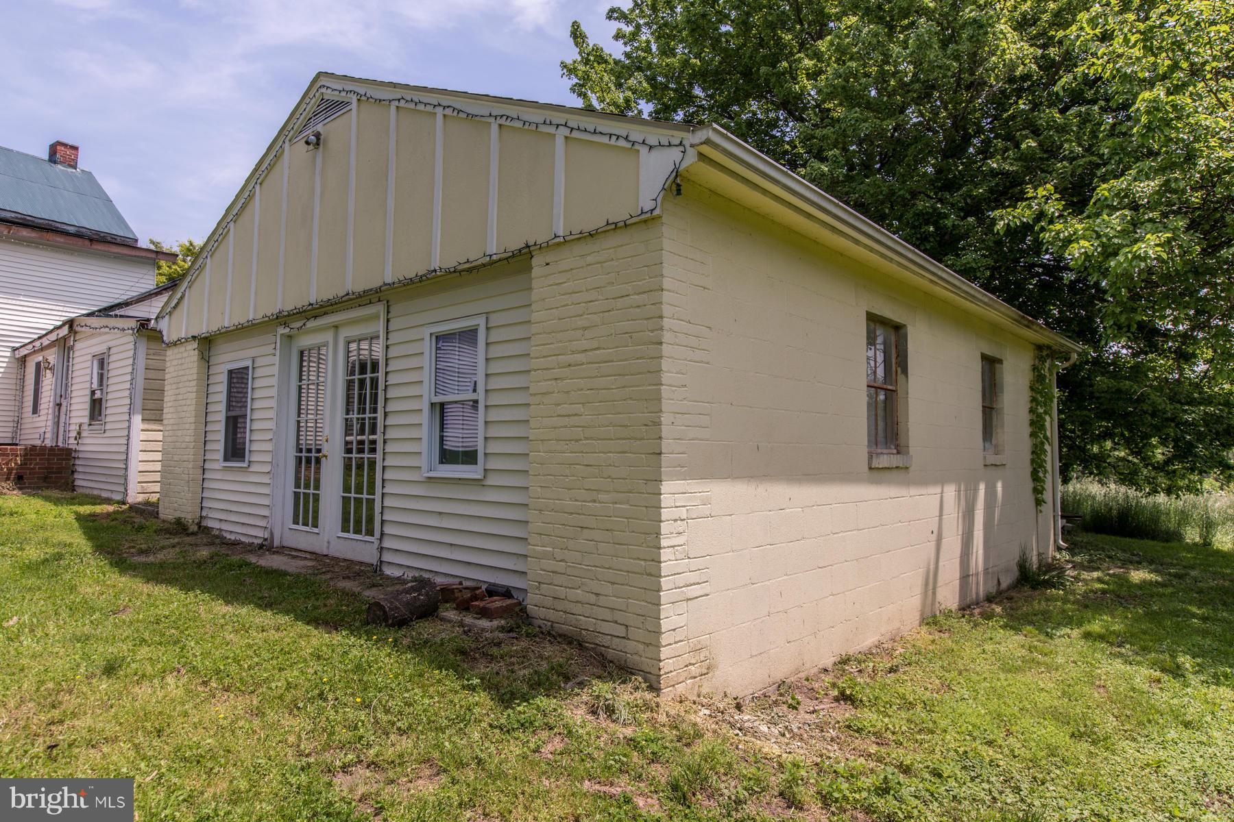 5613 Stone Road Frederick, MD 21703 - Photo 7 of 30 Exterior (General)