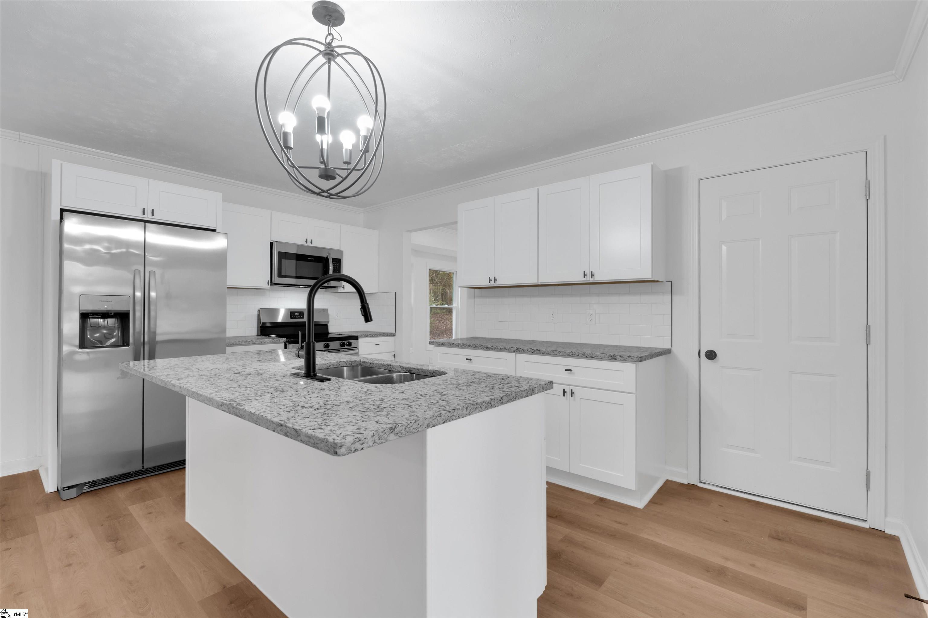 212 Barrett Drive Mauldin, SC 29662 - Photo 12 of 28