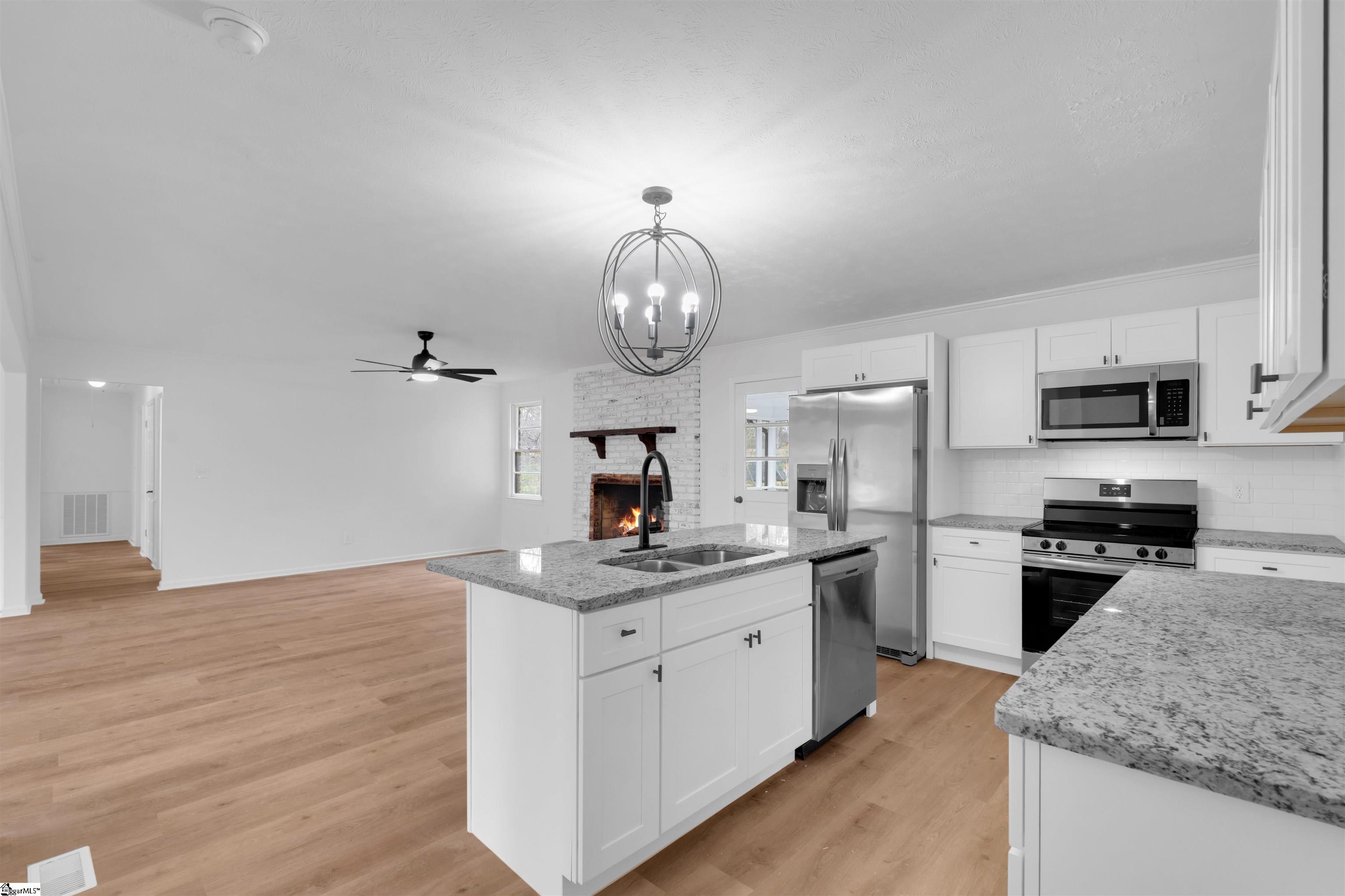 212 Barrett Drive Mauldin, SC 29662 - Photo 14 of 28