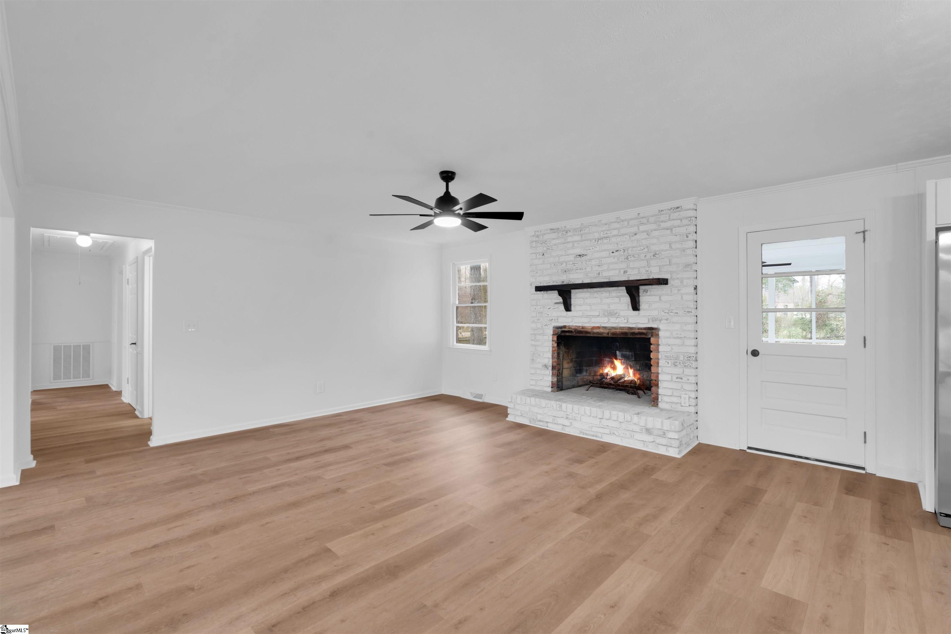 212 Barrett Drive Mauldin, SC 29662 - Photo 8 of 28