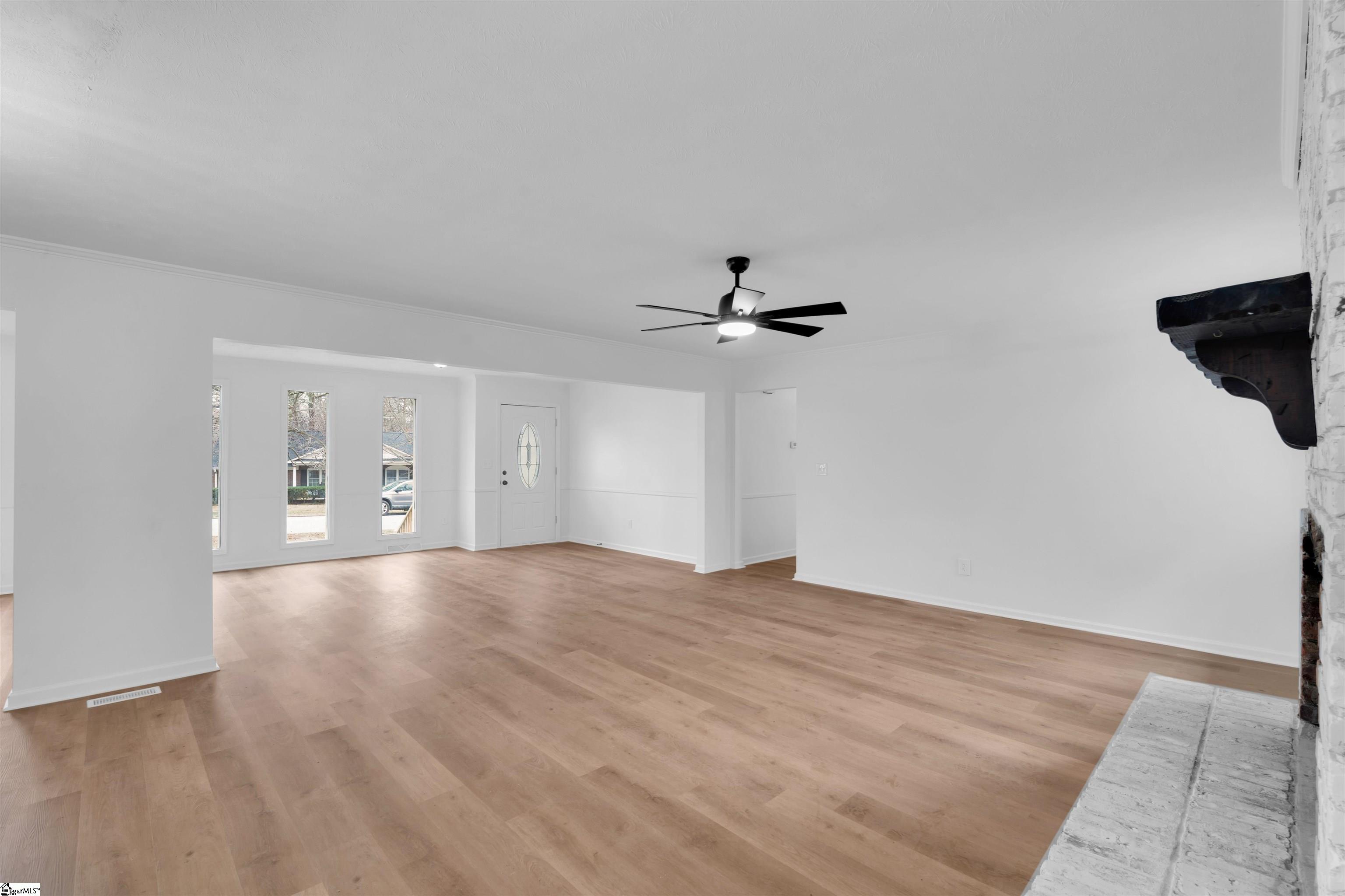 212 Barrett Drive Mauldin, SC 29662 - Photo 9 of 28