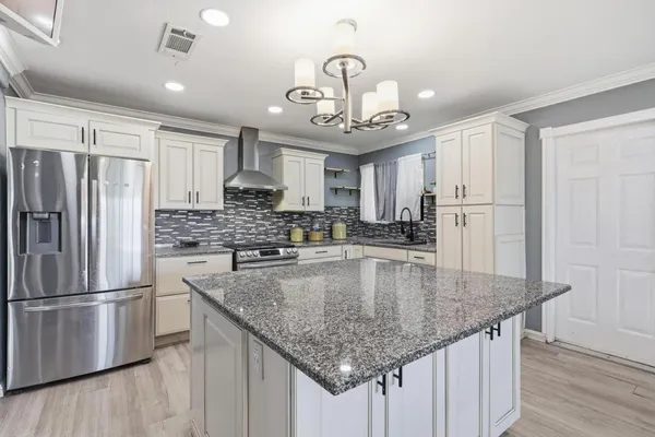 $360,000 | 4867 East Leisure Avenue, Fresno, CA 93727