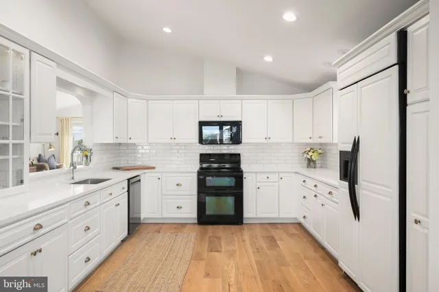 $1,799,000 | 5 West 4th Street, Barnegat Light, NJ 08006