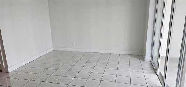 $375,000 | 54 Isle Of Venice Drive, Unit 3, Fort Lauderdale, FL 33301