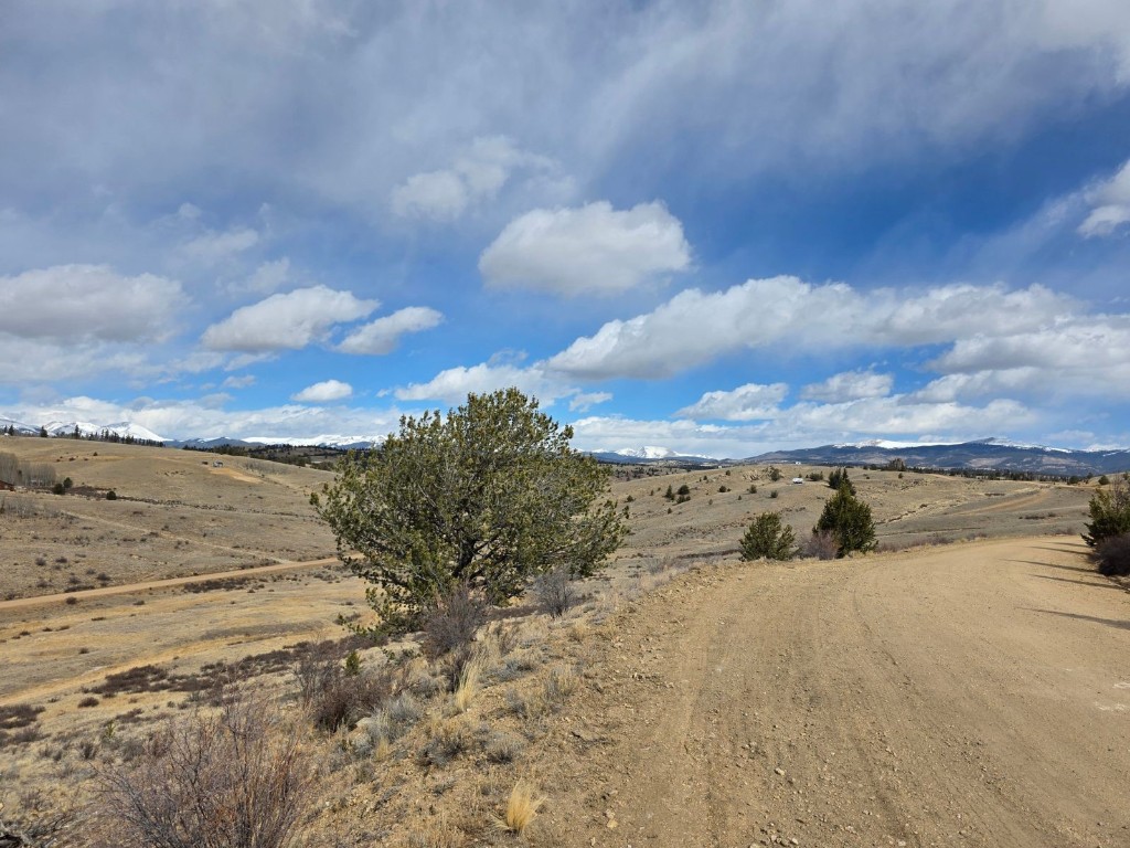 1053 Lippzana Road Como, CO 80456 - Photo 7 of 19 a view of a lake with a beach