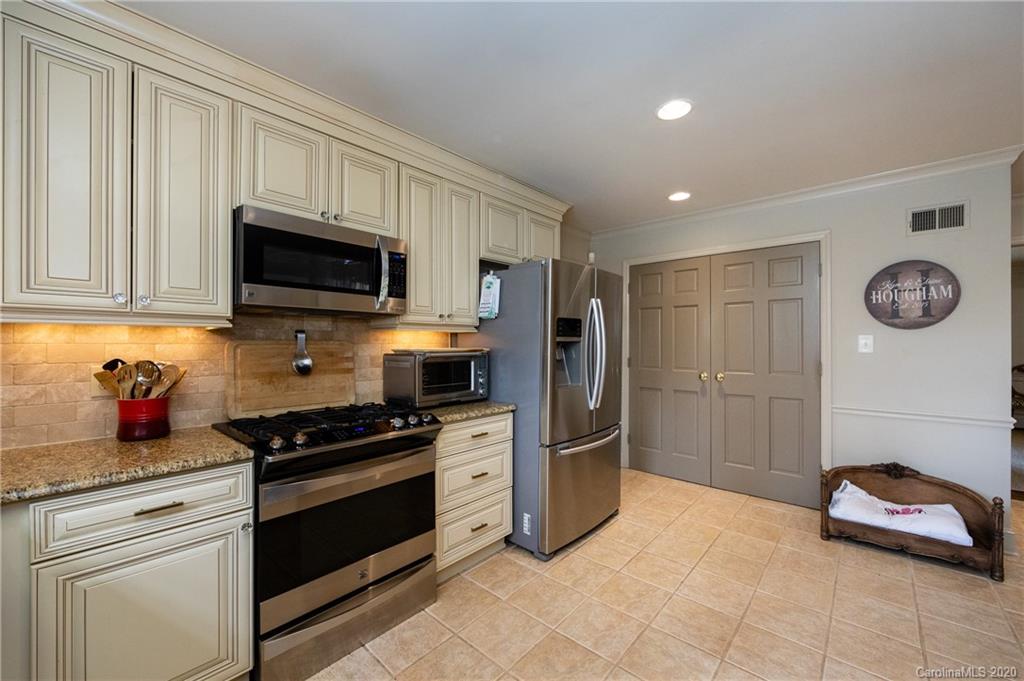 4124 Crossgate Road Charlotte, NC 28226 - Photo 20 of 36 Gallery Image 20
