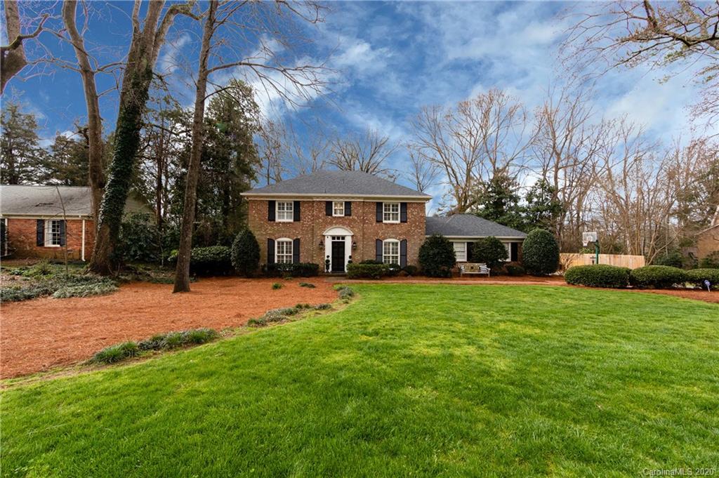 4124 Crossgate Road Charlotte, NC 28226 - Photo 3 of 36 Gallery Image 3