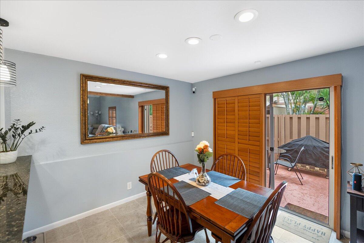 311 Maplecrest Circle Jupiter, FL 33458 - Photo 7 of 22 Dining Room