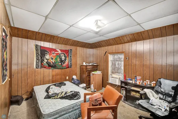 $146,000 | 405 2nd Street Northeast, Valley City, ND 58072
