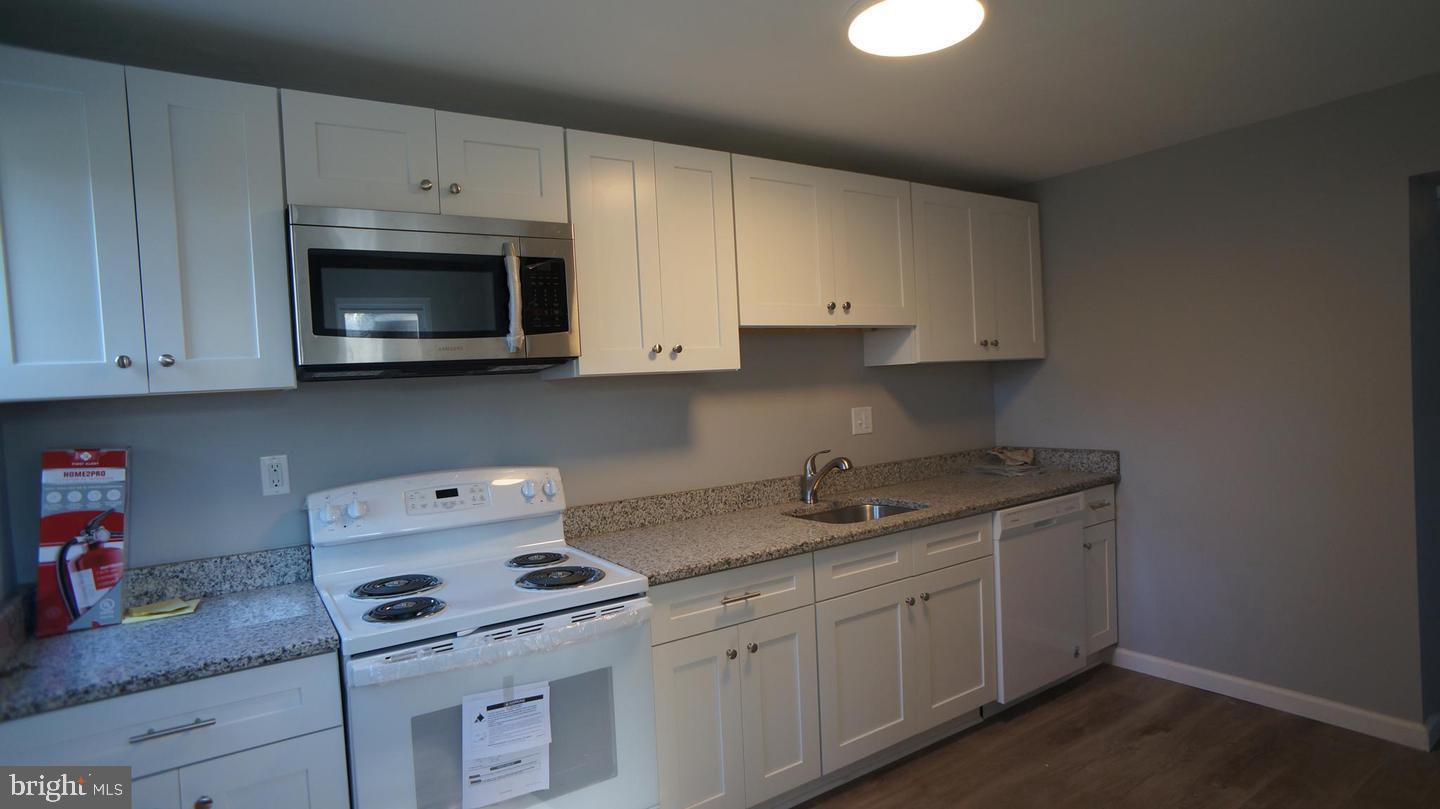 716 Richey Avenue Collingswood, NJ 08107 - Photo 14 of 16 1st floor kitchen