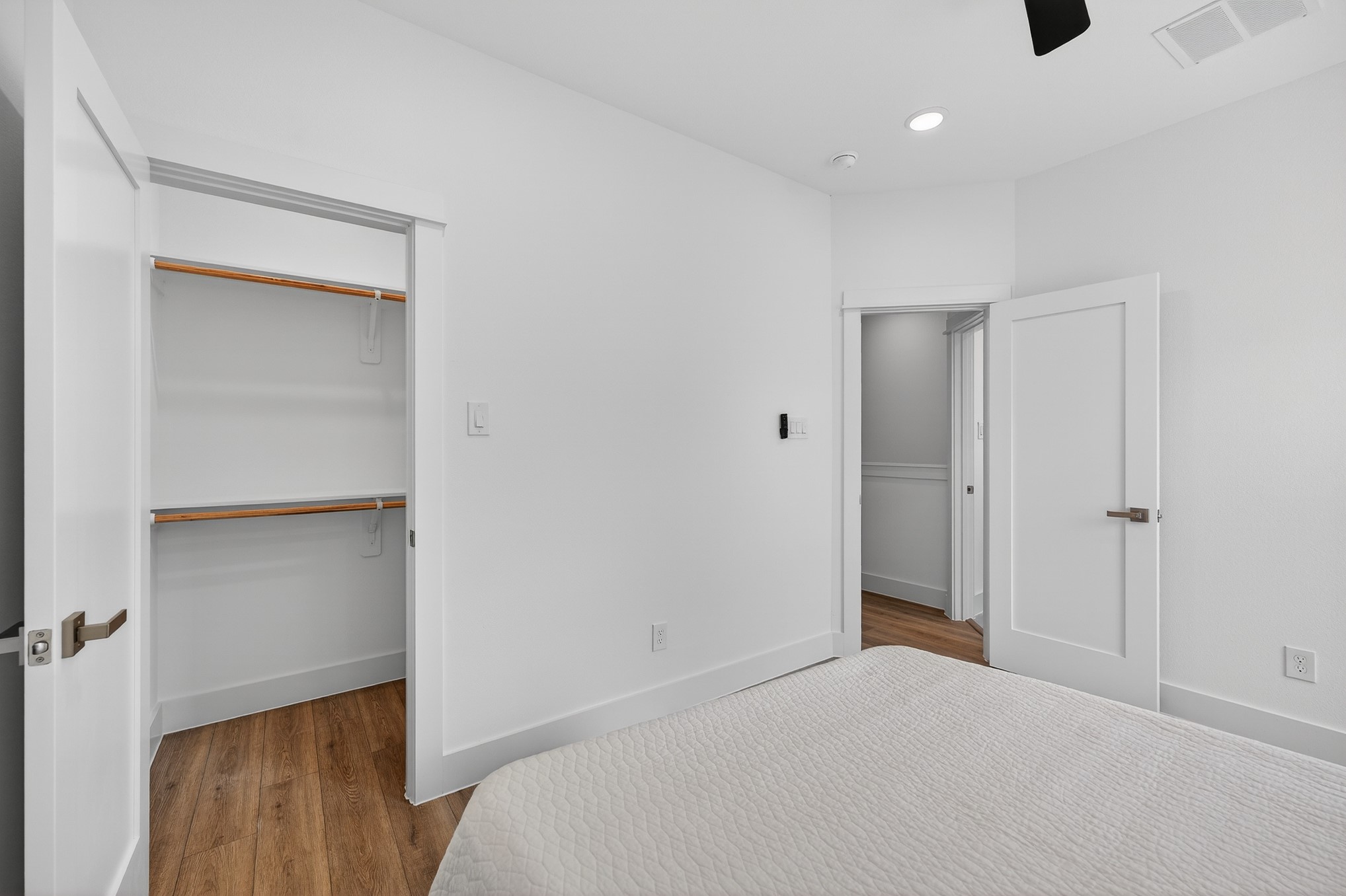 305 Marcella Street, Unit B Houston, TX 77091 - Photo 32 of 45
