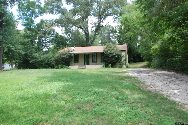 $69,500 | 1279 Highway 84, Palestine, TX 75801