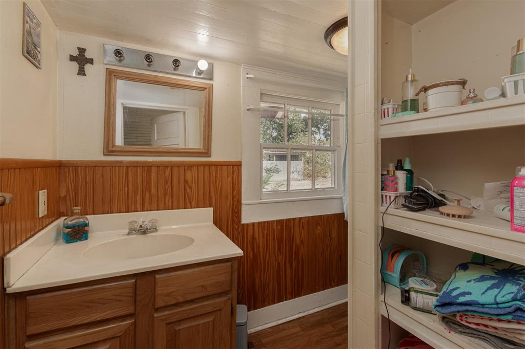 2073 Blackburn Road Diana, TX 75640 - Photo 14 of 17 Gallery Image 14