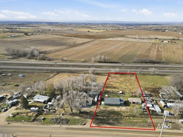 $575,000 | 28811 Old Highway 30, Caldwell, ID 83607