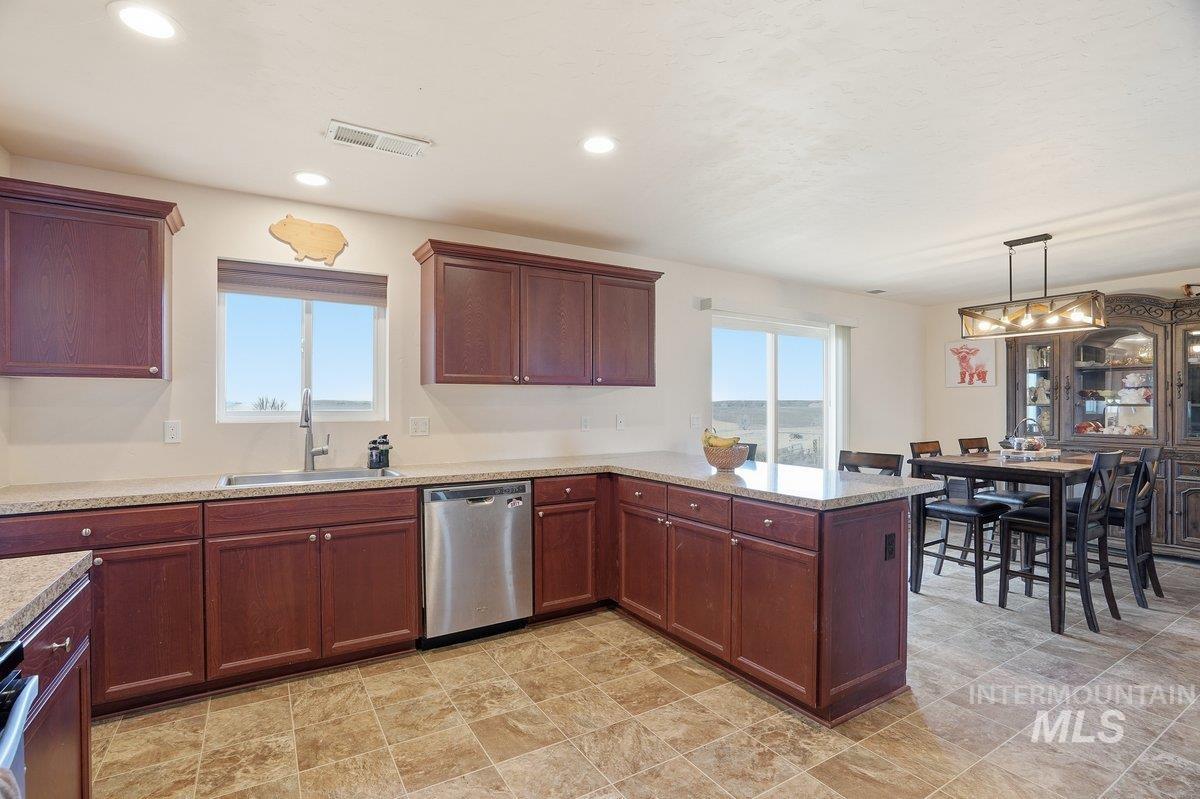 28811 Old Highway 30 Caldwell, ID 83607 - Photo 15 of 38